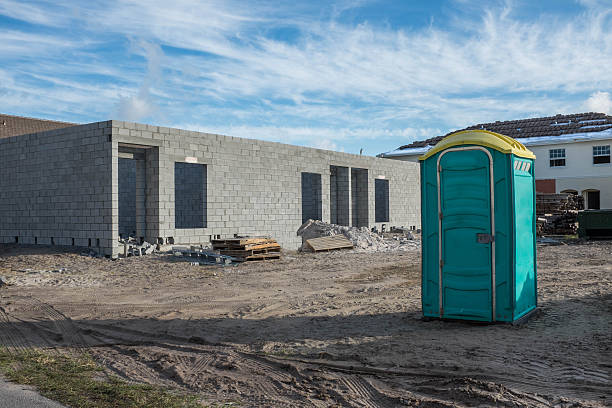 Best Wedding porta potty rental  in Lakewood Clu, MI
